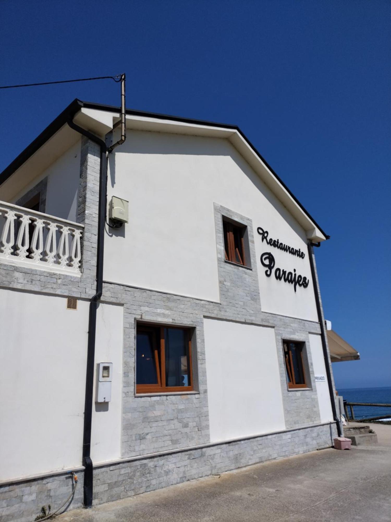 Hostal Restaurante Parajes 卡斯特罗波尔 外观 照片